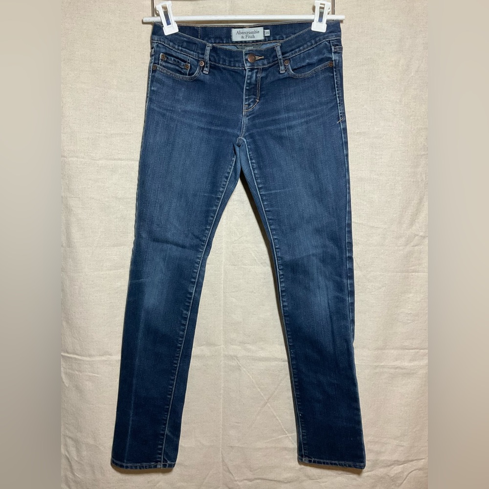 Abercrombie ^ Fitch Women Jean Pant Straight Leg. Sz: 2.